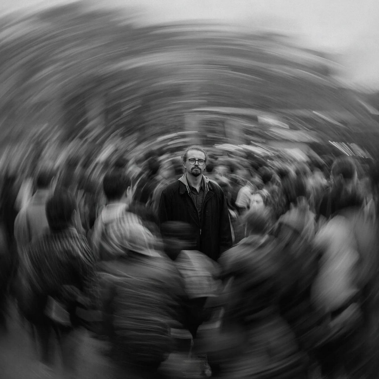 Cover art pentru piesa „Crowd” de Jacob Del Gormo, creat de WSOD.PROD